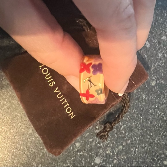 Authentic! Louis Vuitton Bague Farandole Ring in Size Medium. - Picture 3 of 5